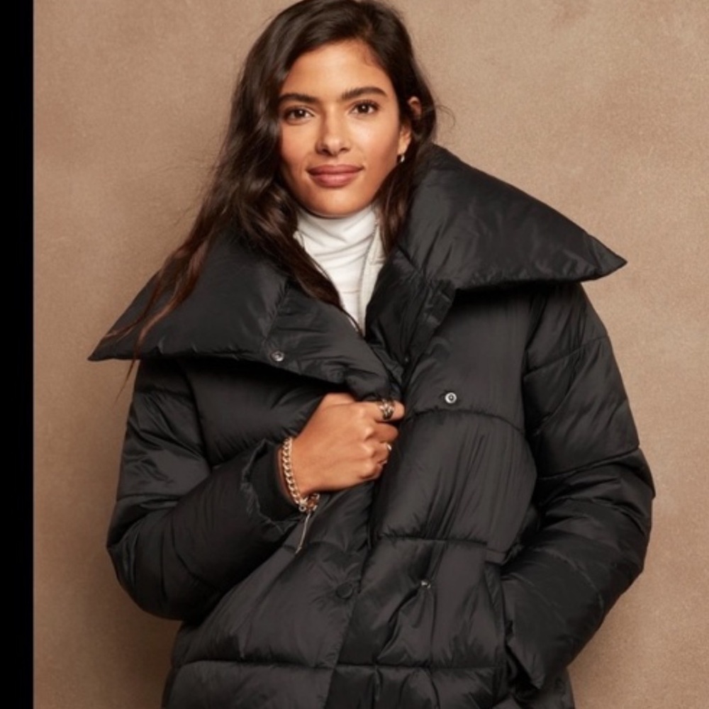 Women's Black Puffer Jacket crossbody